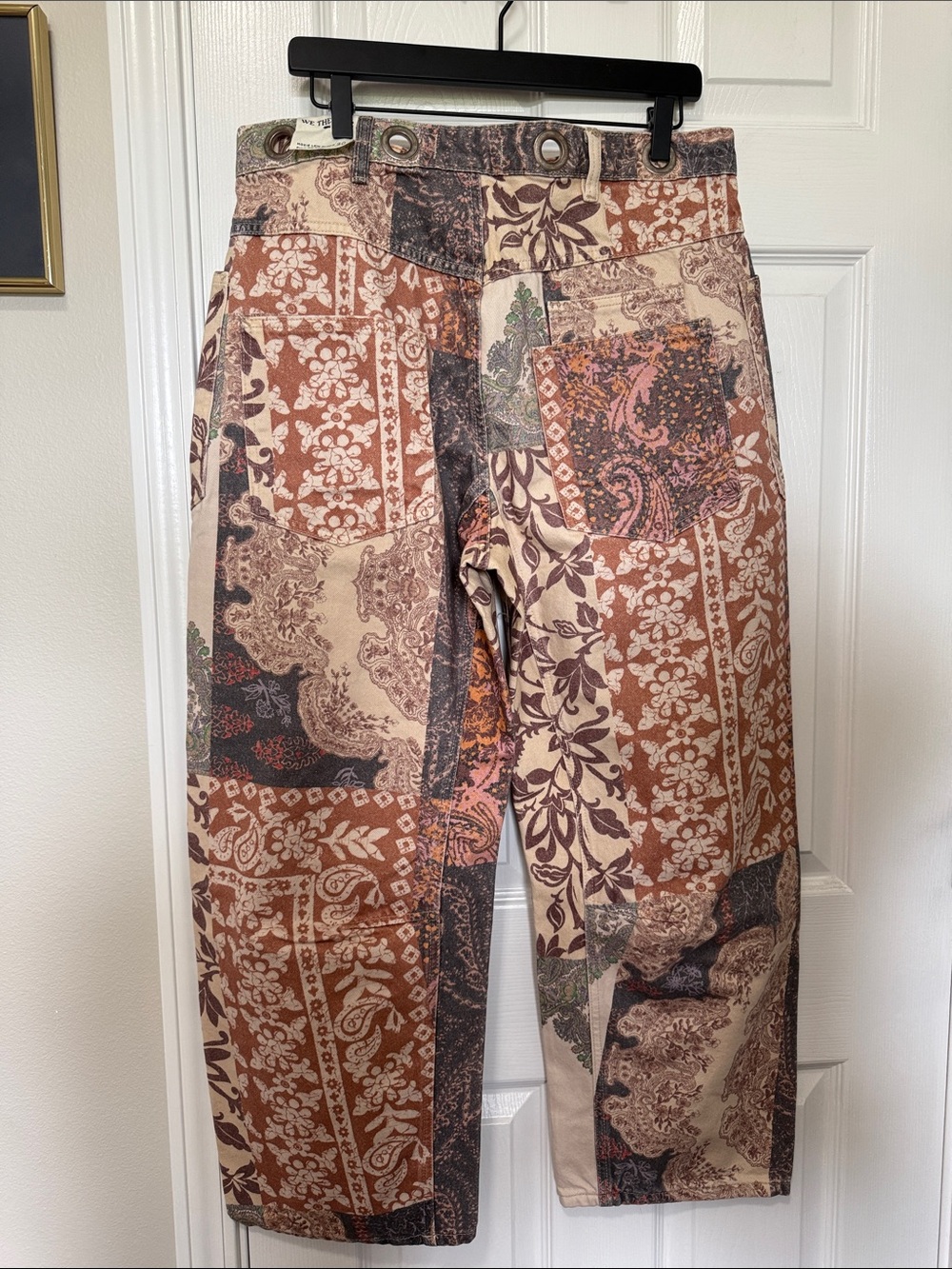 Free People We the Free Moxie Low Slung Pull on Barrel Brown Motif Sz 30 NWT - Picture 6 of 9